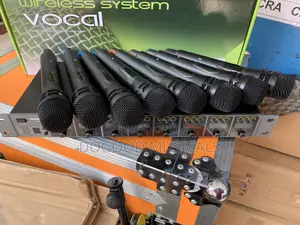 Shure A-8 8in1 Digital Wireless Microphone