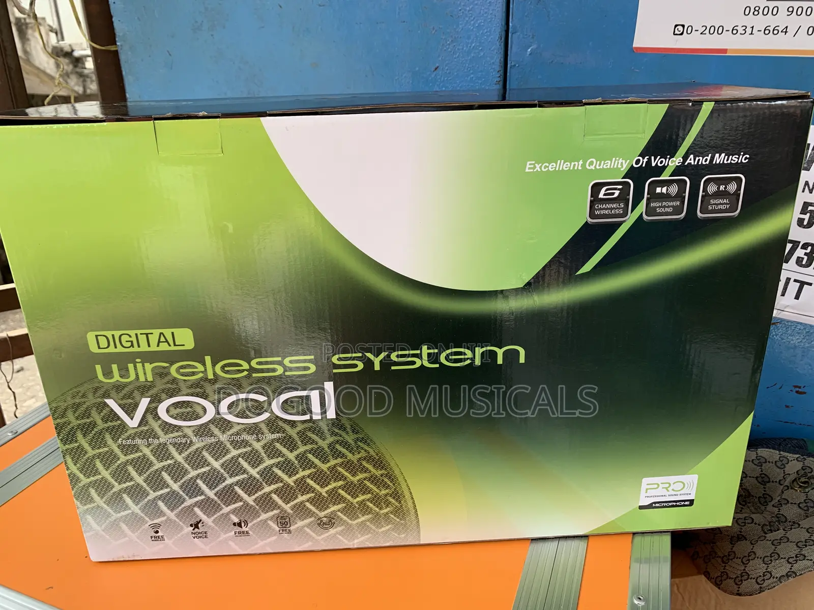 SHURE a-6 6in1 Digital Wireless Microphone