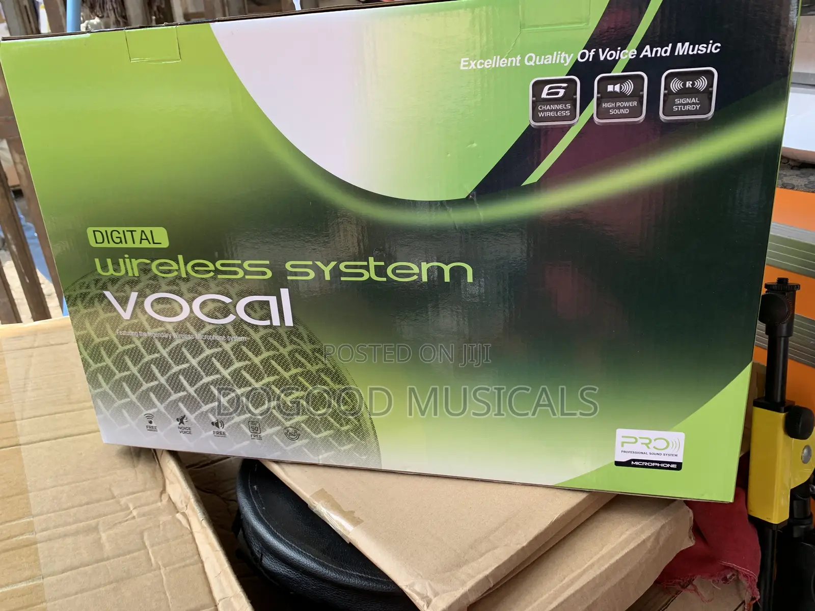SHURE a-6 6in1 Digital Wireless Microphone