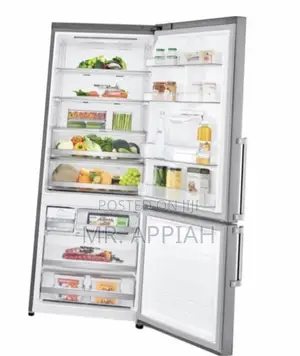 Durable LG GC-F689BLCM Side by Side Electric Refrigerator.
