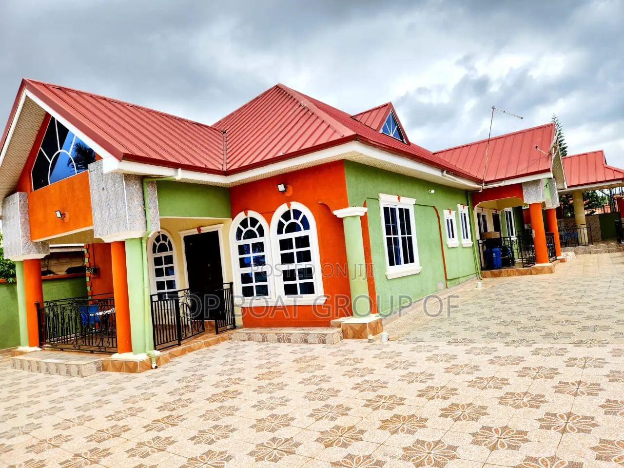 Furnished 4bdrm House in Santasi Top Boat, Kumasi Metropolitan