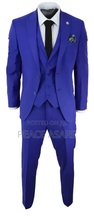 Daro Three Piece Blue Suit, Beautified With Golden Button