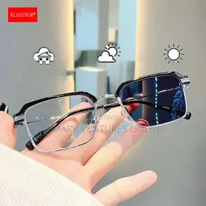 Photochromic Rectangle Eyeglasses For Men Women