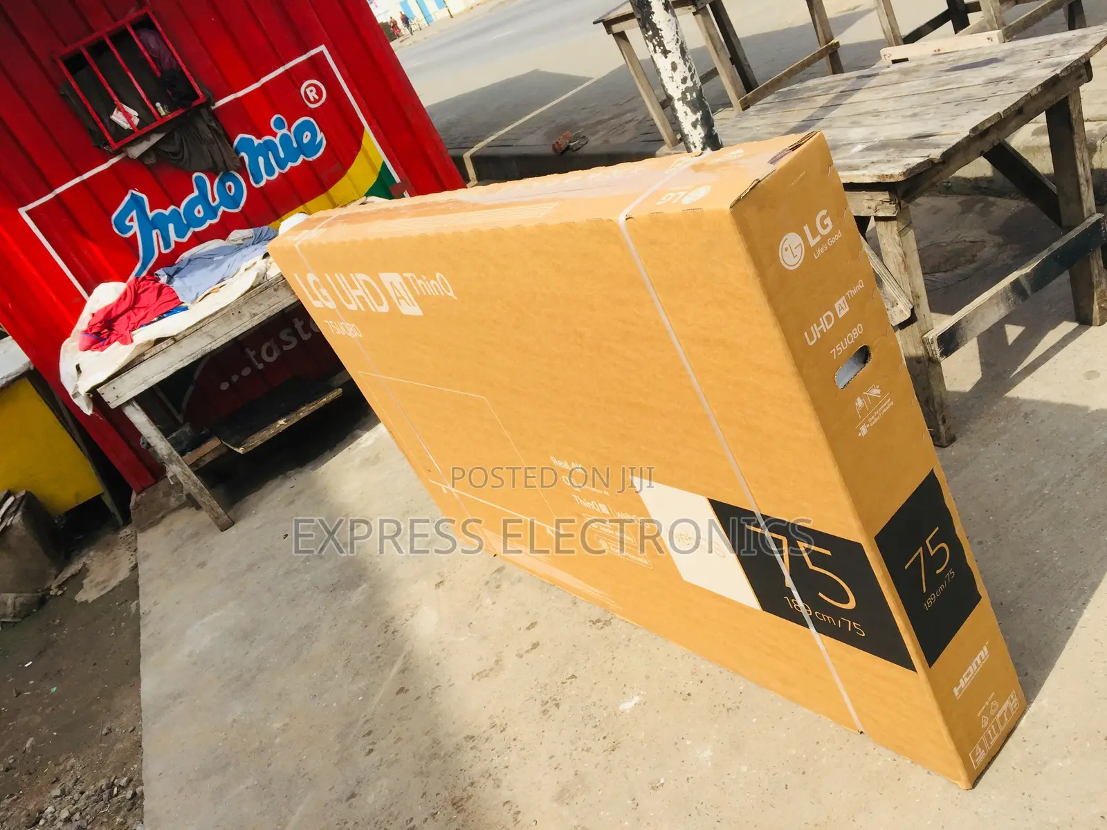 Slim UHD Smart 75”UR8000 LG 