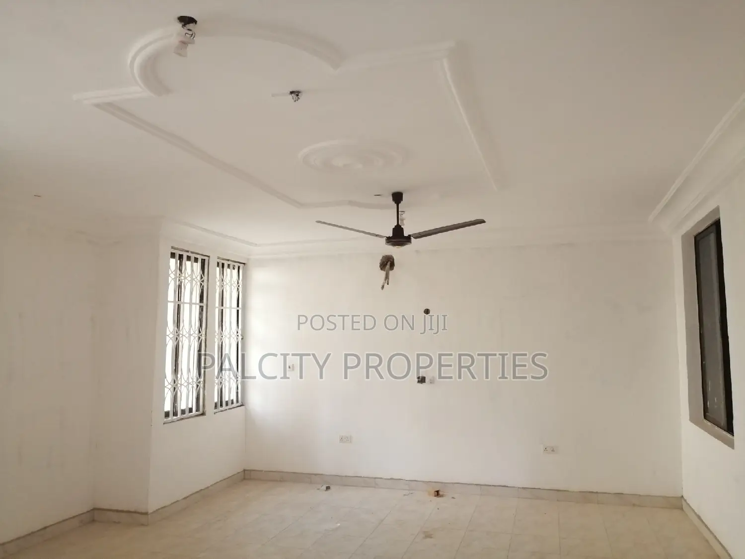 5bdrm House in Palcity Estate, Kumasi Metropolitan for sale