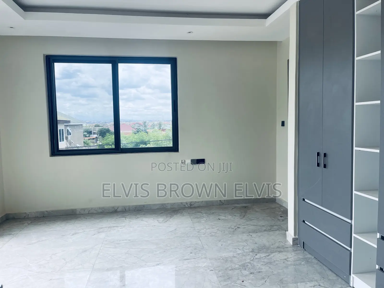 4bdrm Townhouse/Terrace in Nanajucntion, Ashaley Botwe for sale
