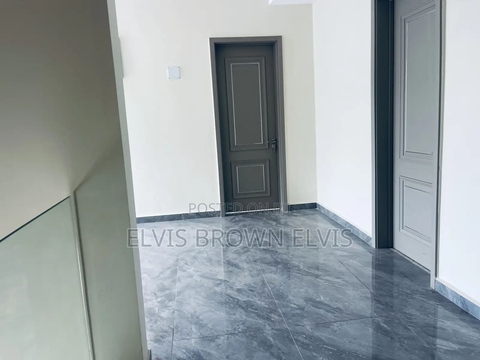 4bdrm Townhouse/Terrace in Nanajucntion, Ashaley Botwe for sale