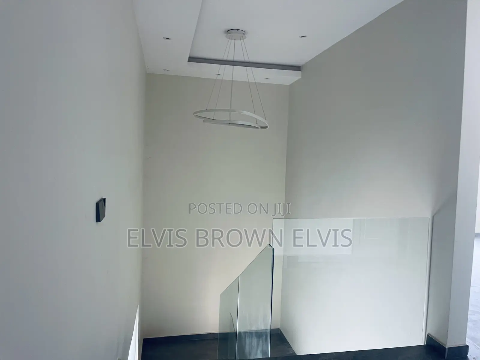 4bdrm Townhouse/Terrace in Nanajucntion, Ashaley Botwe for sale