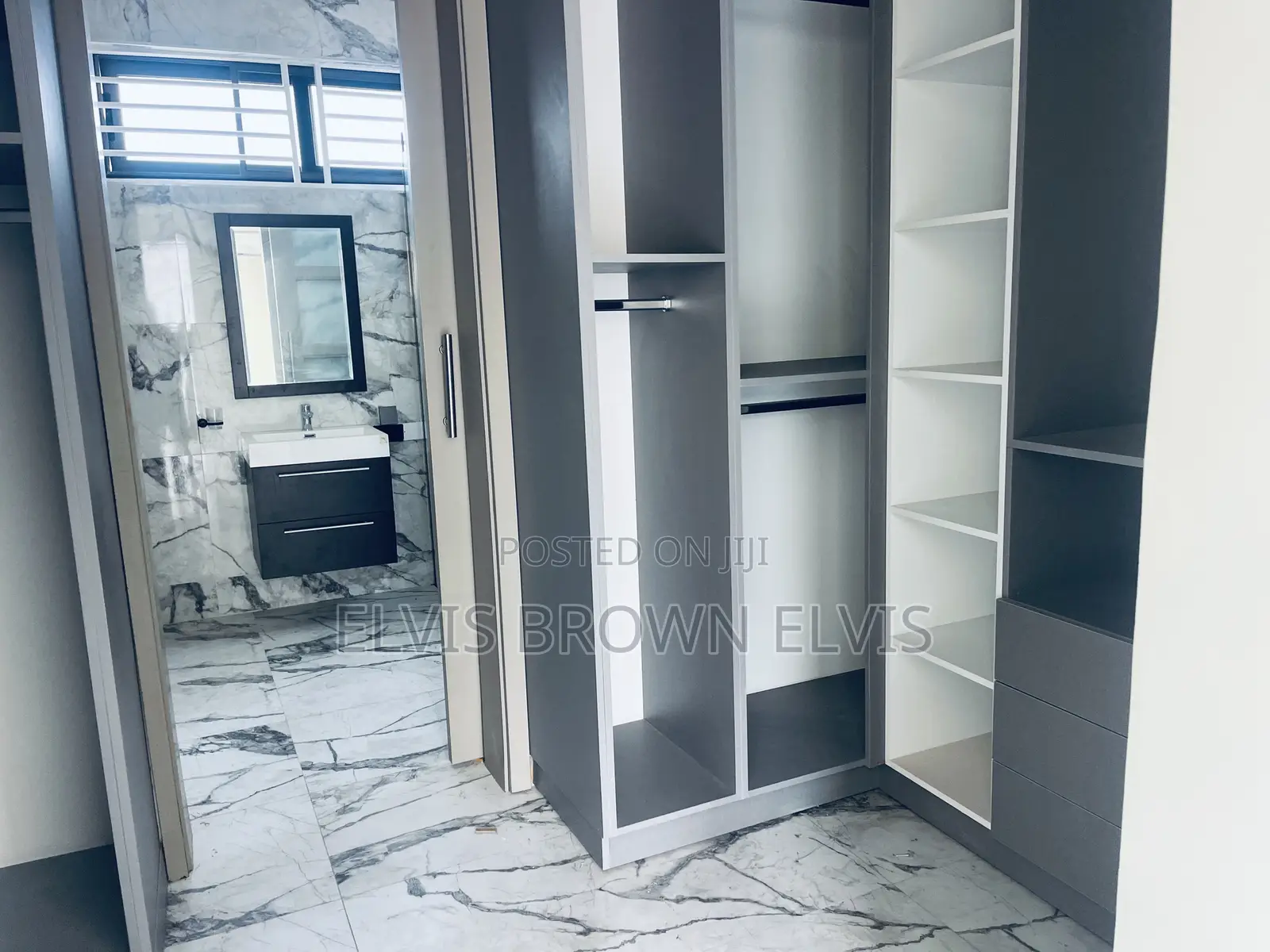4bdrm Townhouse/Terrace in Nanajucntion, Ashaley Botwe for sale