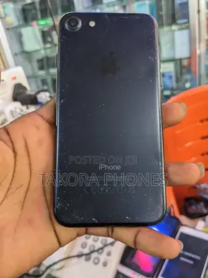 Apple iPhone 7 32 GB Black