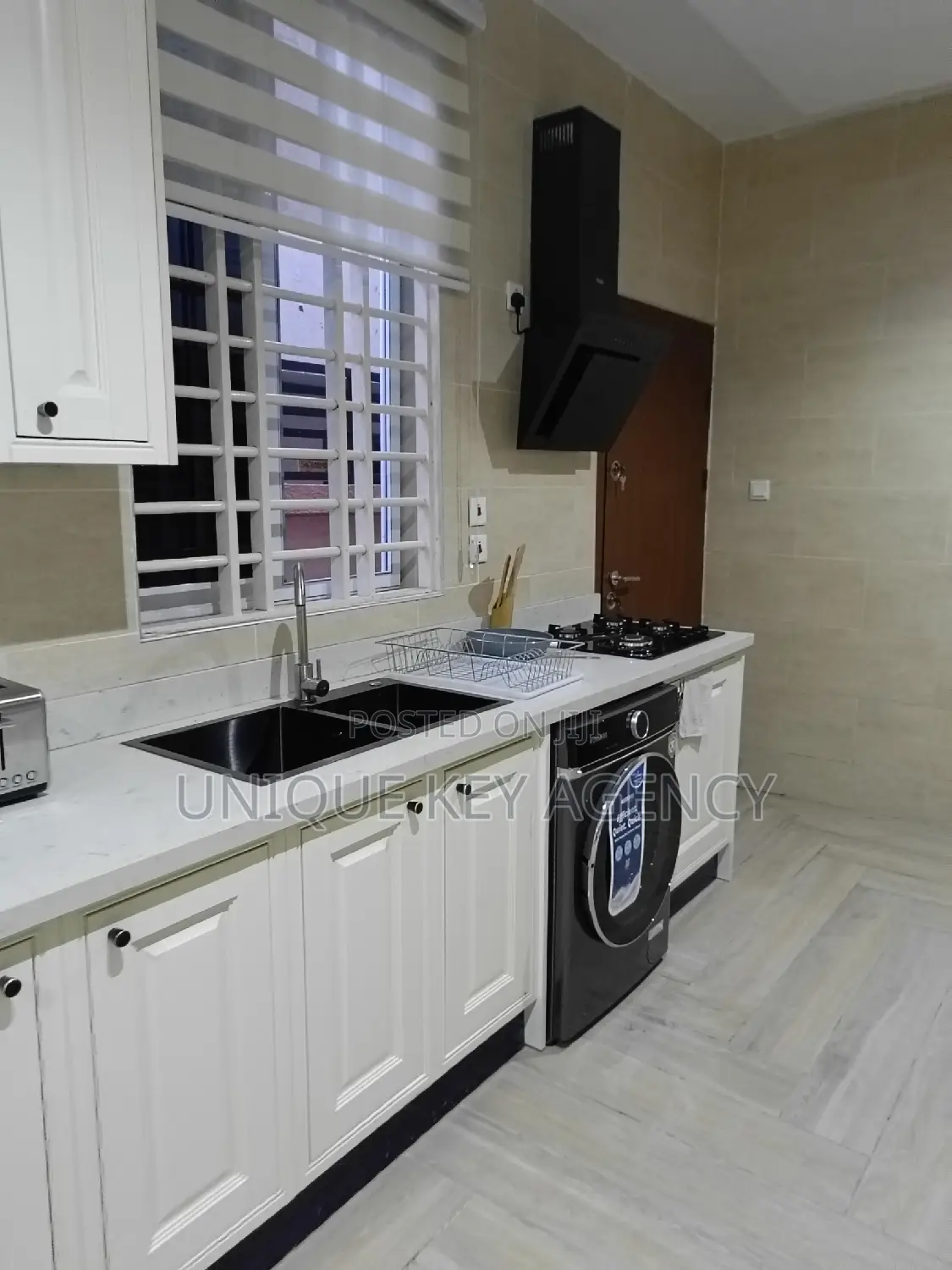 Furnished 3bdrm House in Unique Key Agency, Accra Metropolitan
