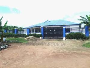 Furnished 6bdrm House in Sokoban Wood Village, Kumasi Metropolitan