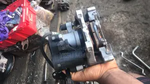 Honda CR-V 2018 Caliper