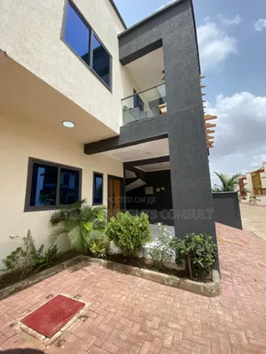 3bdrm Apartment in Achimota, Tesano for rent