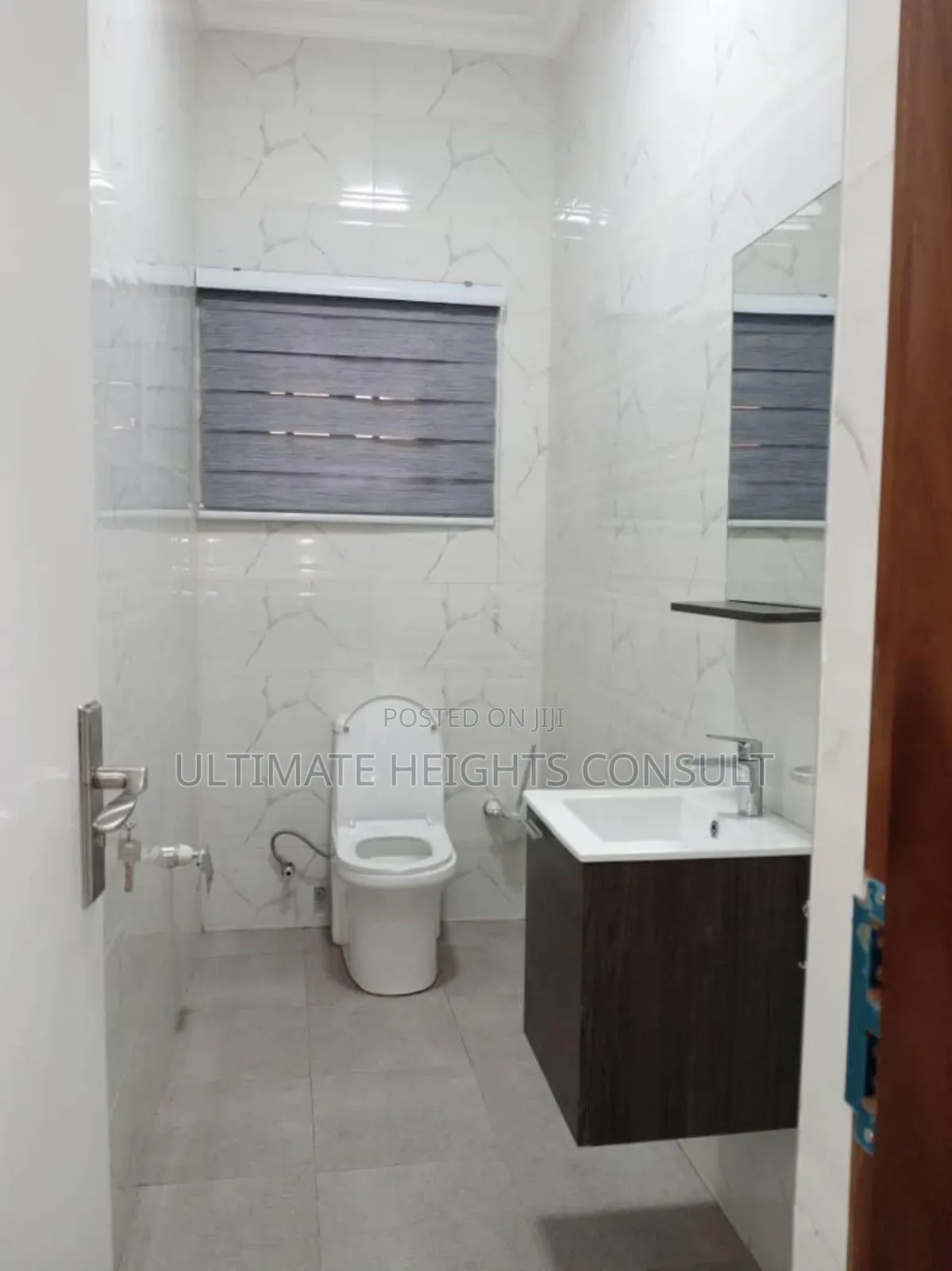 3bdrm Apartment in Achimota, Tesano for rent
