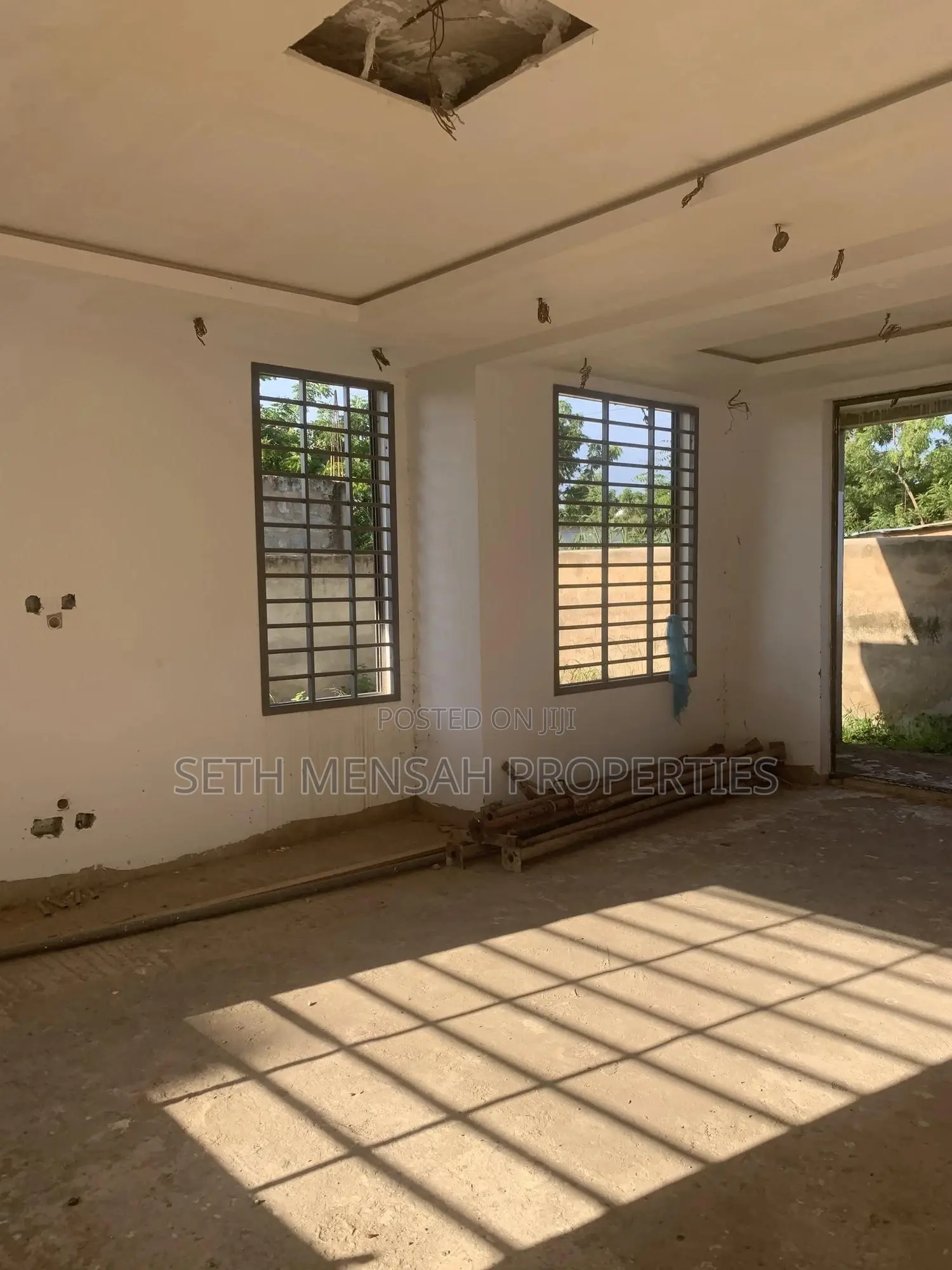 4bdrm House in Skm, Adjiriganor for sale