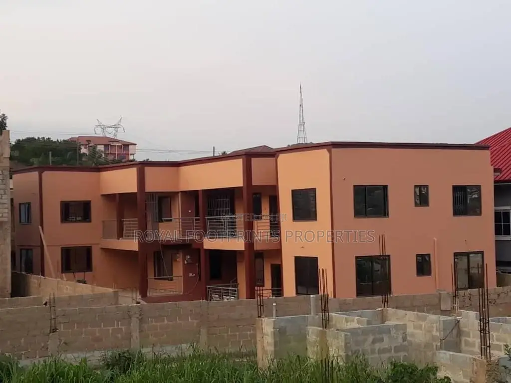 10bdrm Apartment in Royal Footprints, Kwabenya for sale