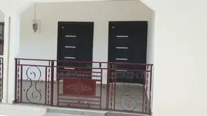 3bdrm Mansion in De-Icons Real Estate, Awutu Senya East Municipal
