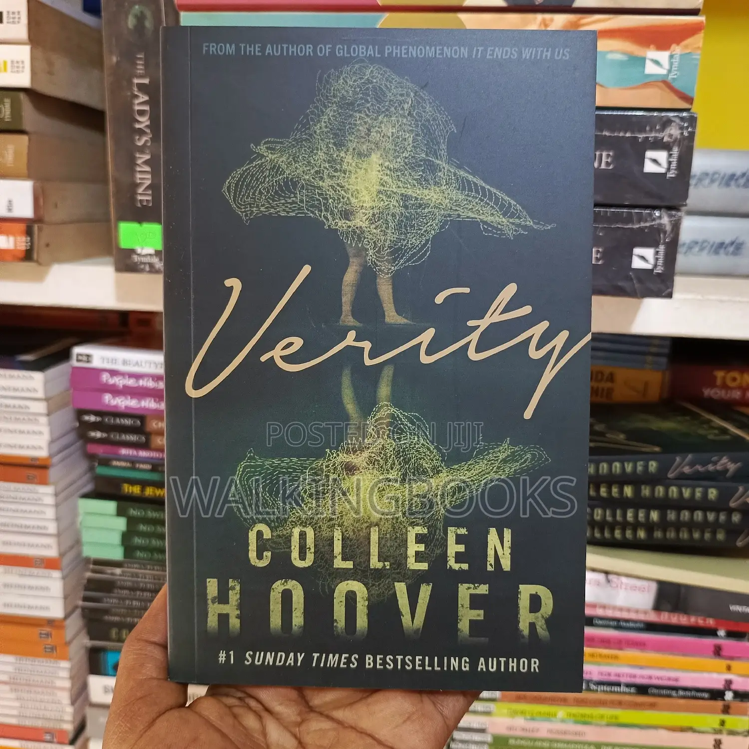 Verity by Colleen Hoover