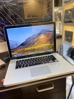 New Laptop Apple MacBook Pro 2011 8GB Intel Core I7 HDD+SSD 256GB
