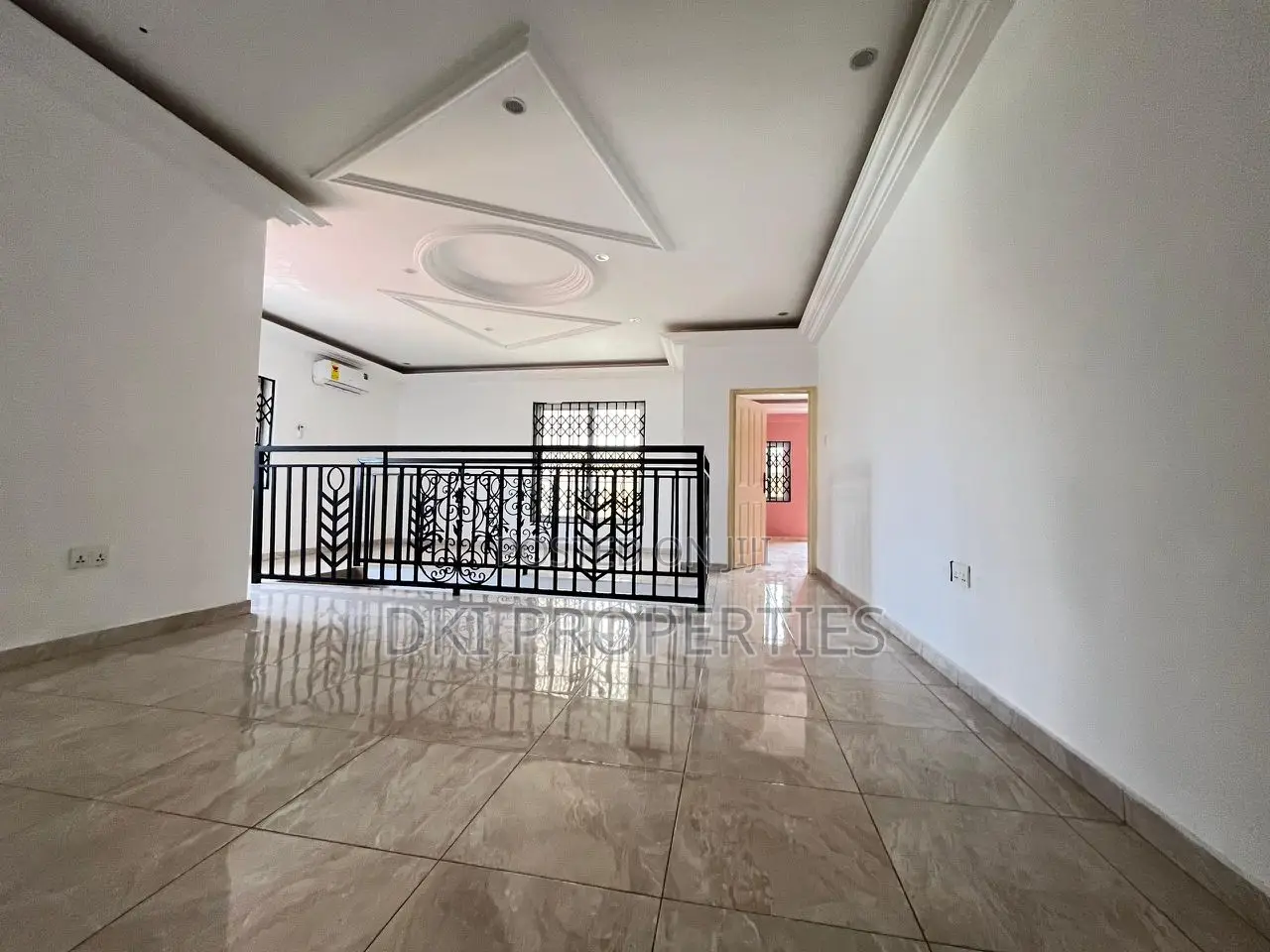 3bdrm House in Dki Properties, East Legon for rent