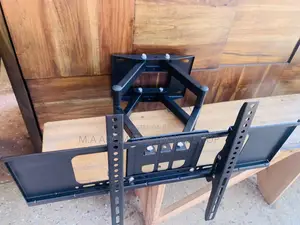 Quality Full Motion TV Wall Mount for Most 32-75 Inch.