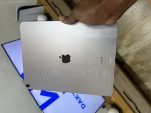Apple iPad Air 13 (2024) 128 GB Gray