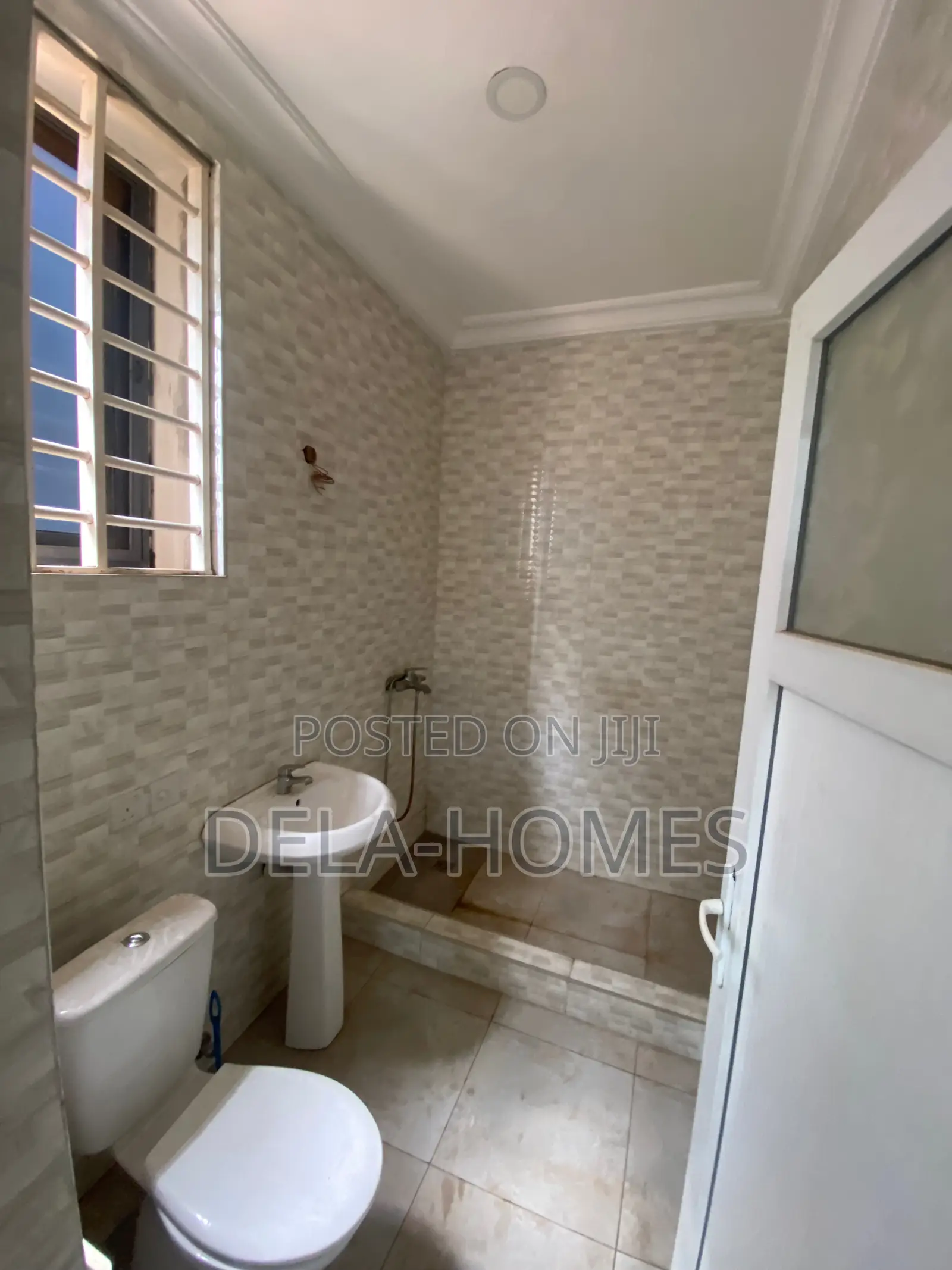 Ex-Two Bedroom for Rent at Ashiyie.