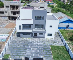 5bdrm House in Dki Properties, Airport Residential Area for sale