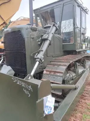 D7G Bulldozer With Rapper and Hunch on Sale Only