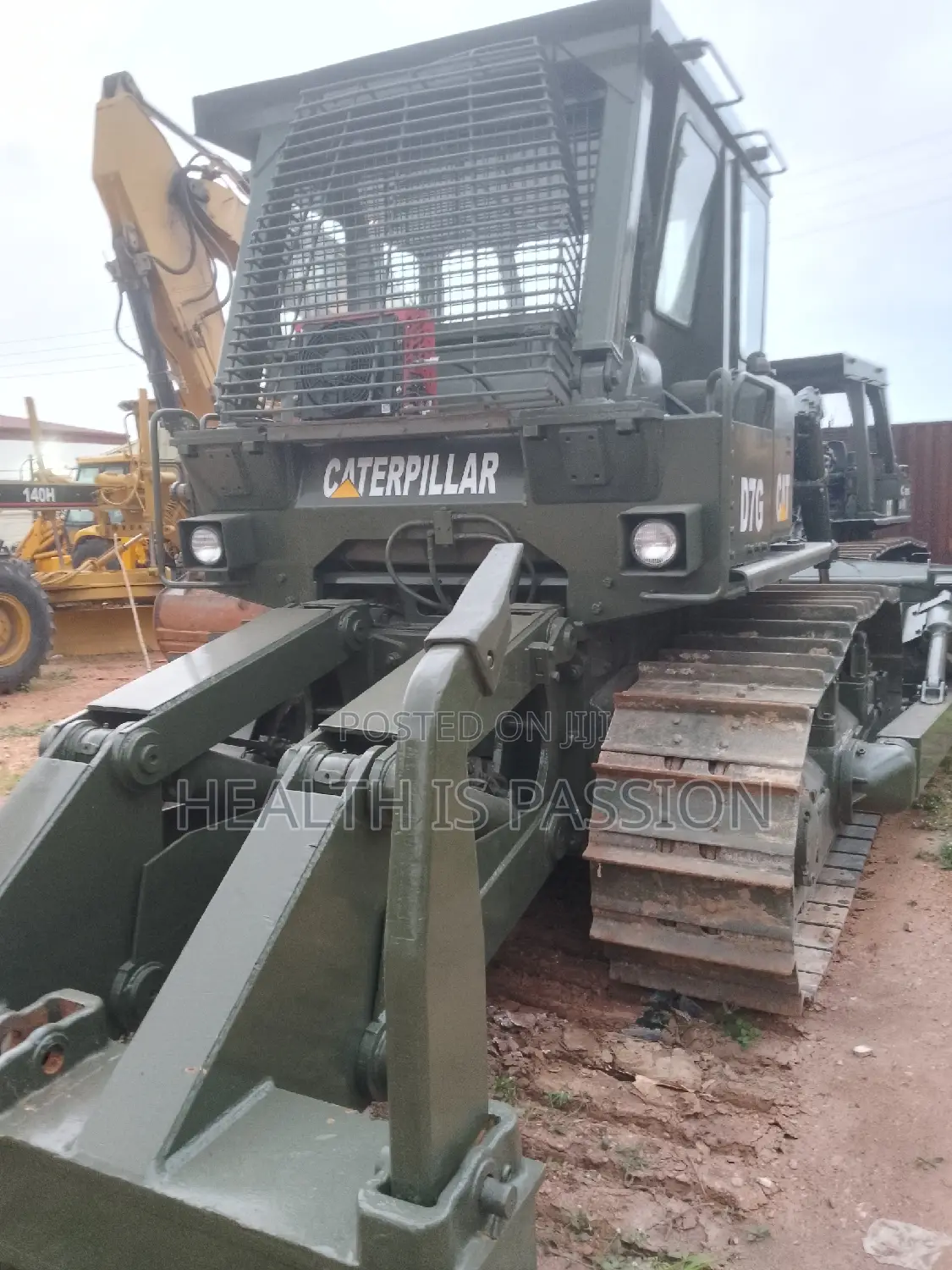 D7G Bulldozer With Rapper and Hunch on Sale Only