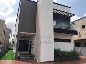 3bdrm House in Manet-East Airport, Accra Metropolitan for sale