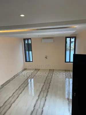 3bdrm House in Manet-East Airport, Accra Metropolitan for sale