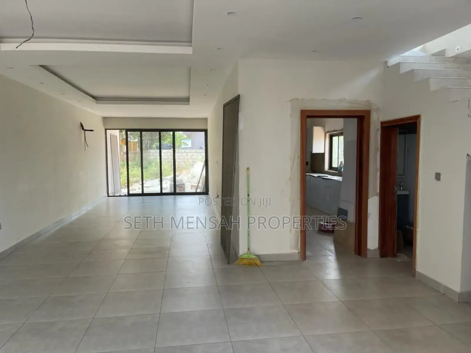 3bdrm House in North Legon for sale
