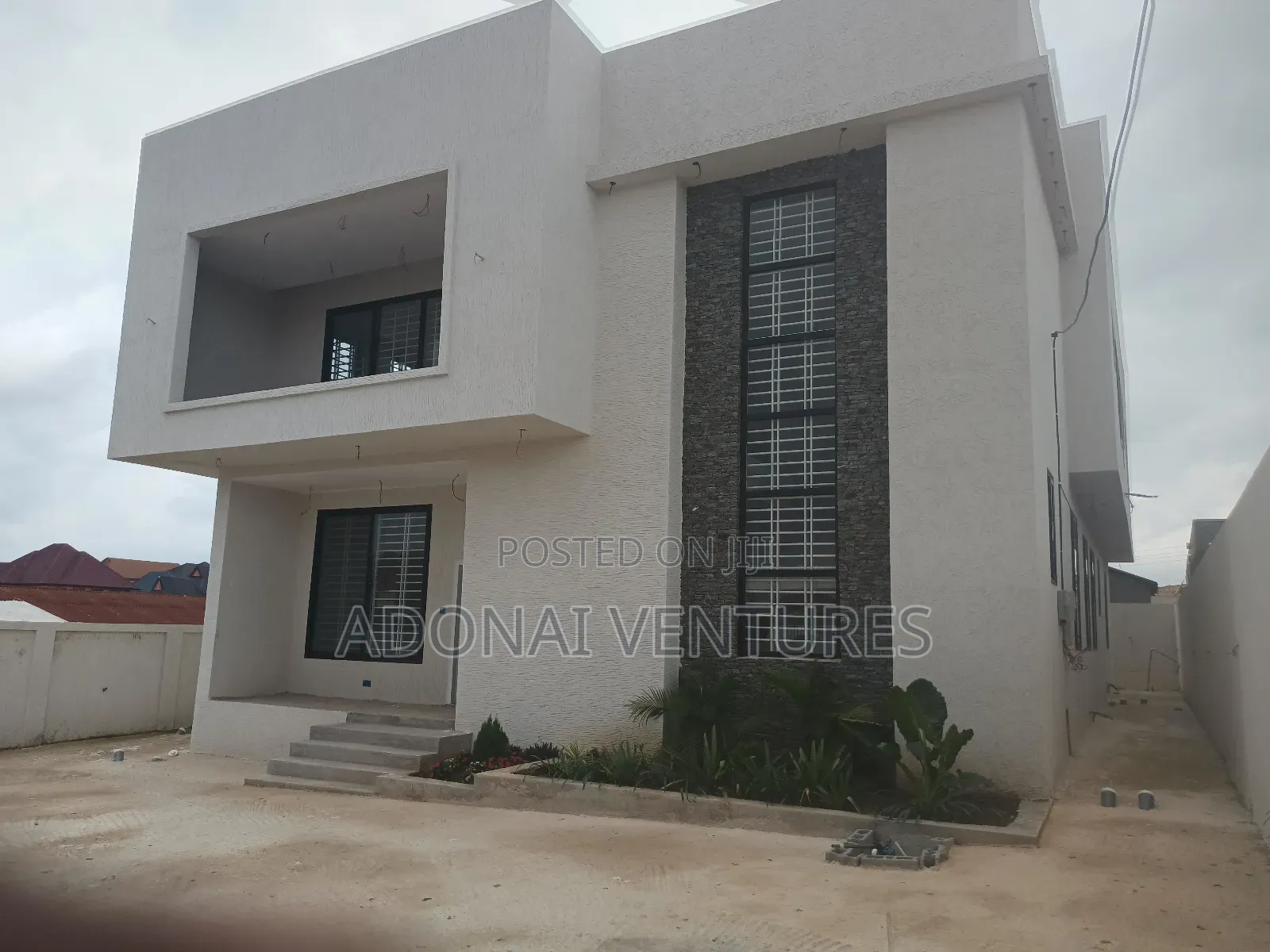 5bdrm House in Santasi Anyinam, Kumasi Metropolitan for sale