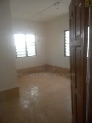 1bdrm Apartment in Community 18 Area, Spintex for rent