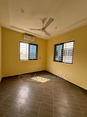 Three Bedroom Self Compond for Rent at Ashaley Botwe.