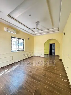 Three Bedroom Self Compond for Rent at Ashaley Botwe.