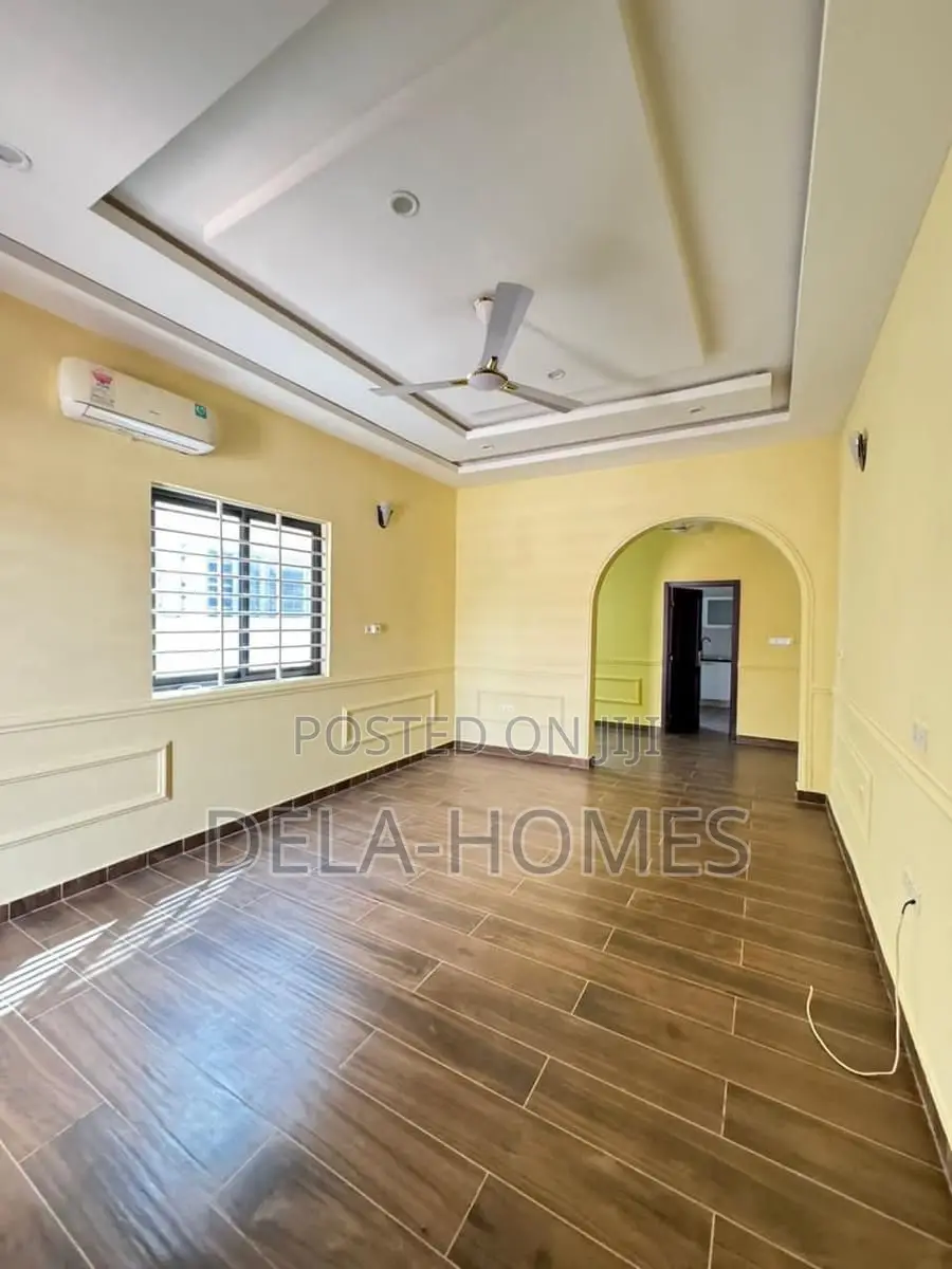 Three Bedroom Self Compond for Rent at Ashaley Botwe.