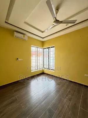 Three Bedroom Self Compond for Rent at Ashaley Botwe.