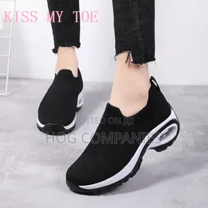 Casual Ladies Sneakers Sports/Gym Smart Shoes