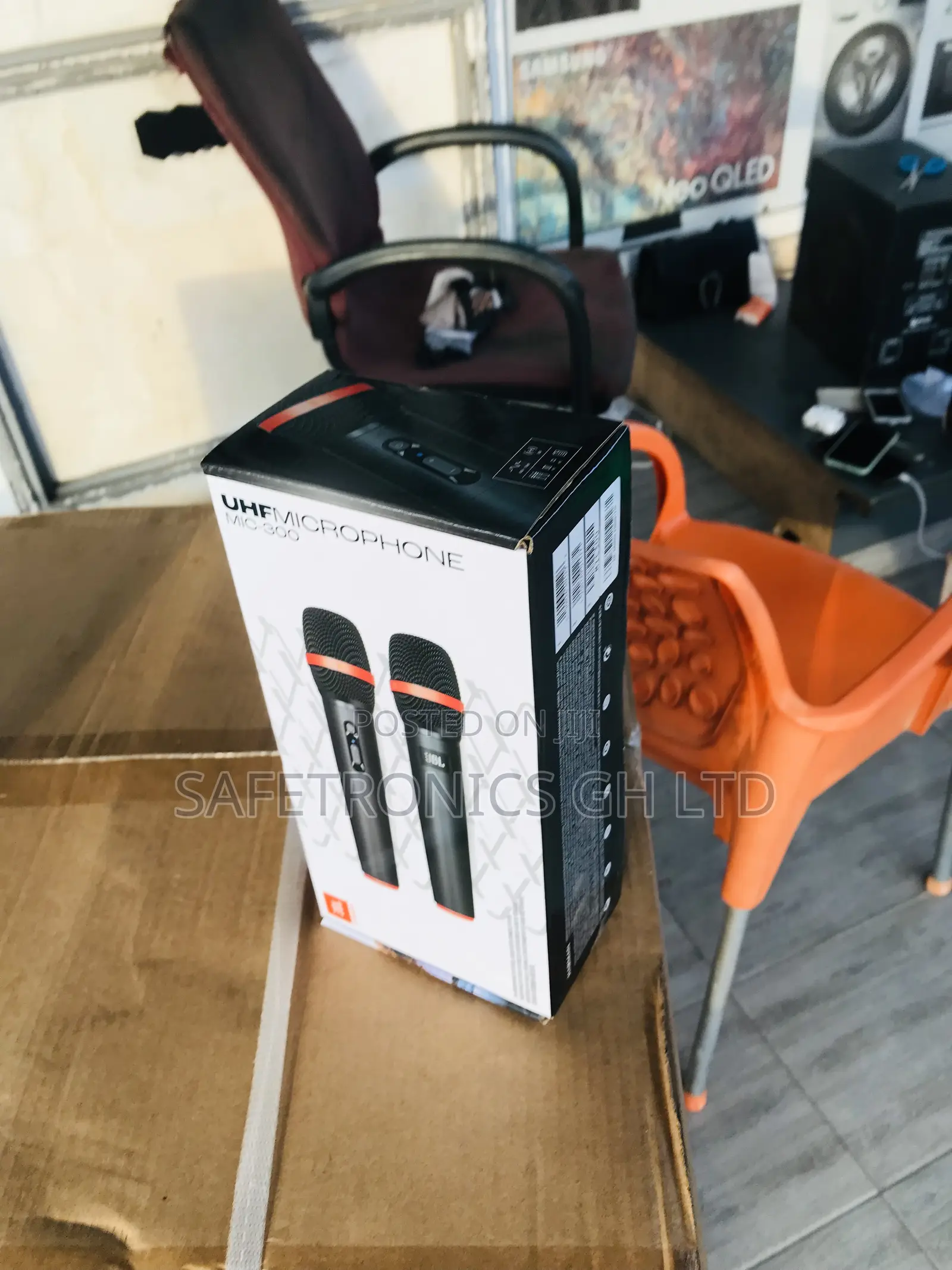 Available JBL 2 Set UHF Mic Black Wireless Microphone