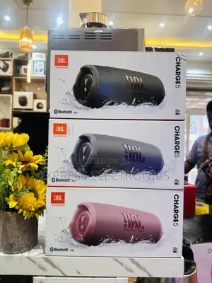 Spectacular Performance Charge 5 Bluetooth Speaker