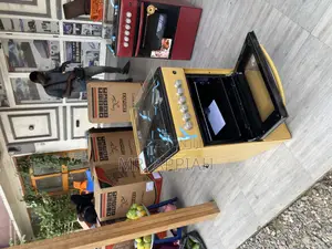 Original Volcano 50x50 Gas Oven 4 Burner(Gold).