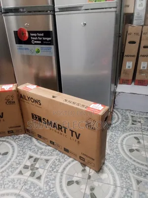 One Year Warranty Smart Android Television Ailyons DVB-T2/S2