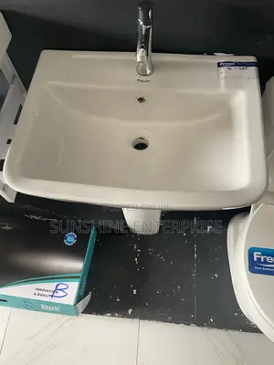 Frencia Square Wash Hand Basin And With Stand