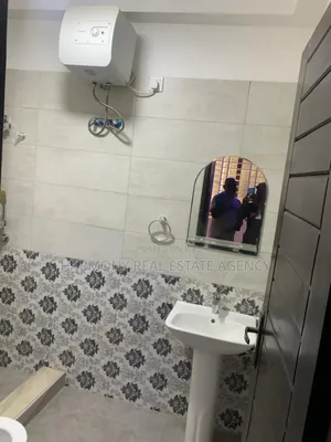 4bdrm House in Airport Residential Area for rent