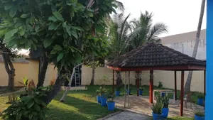 4bdrm House in Airport Residential Area for rent