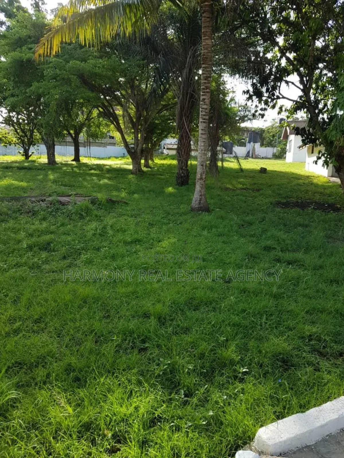 4bdrm House in Airport Residential Area for rent