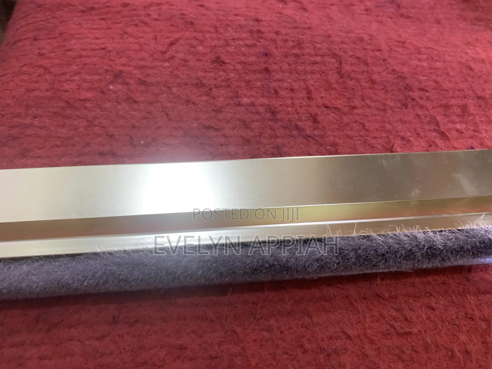 8ft Metal Door Brush